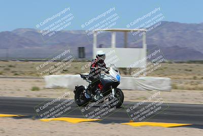 media/May-06-2024-Moto Forza (Mon) [[b33359f27d]]/3-Beginner/Session 2 Turn 11 Exit Pans/